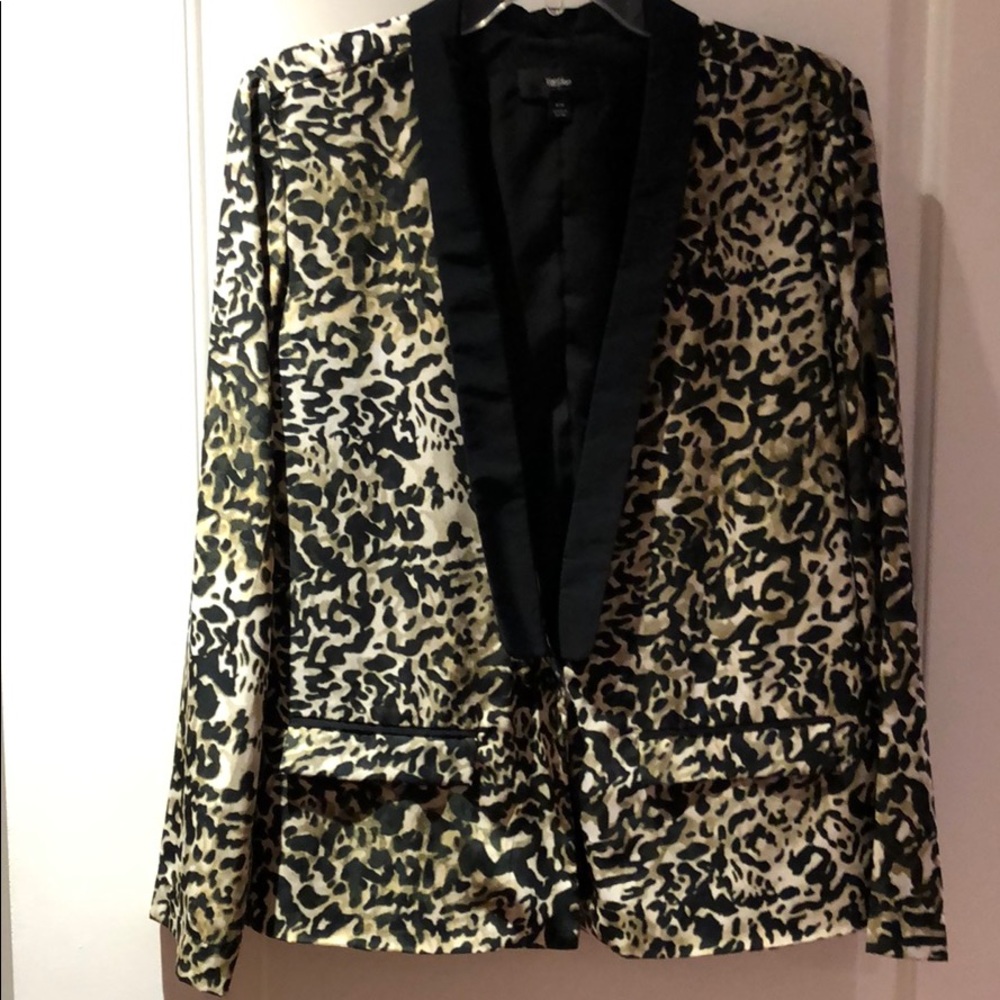 Leopard blazer